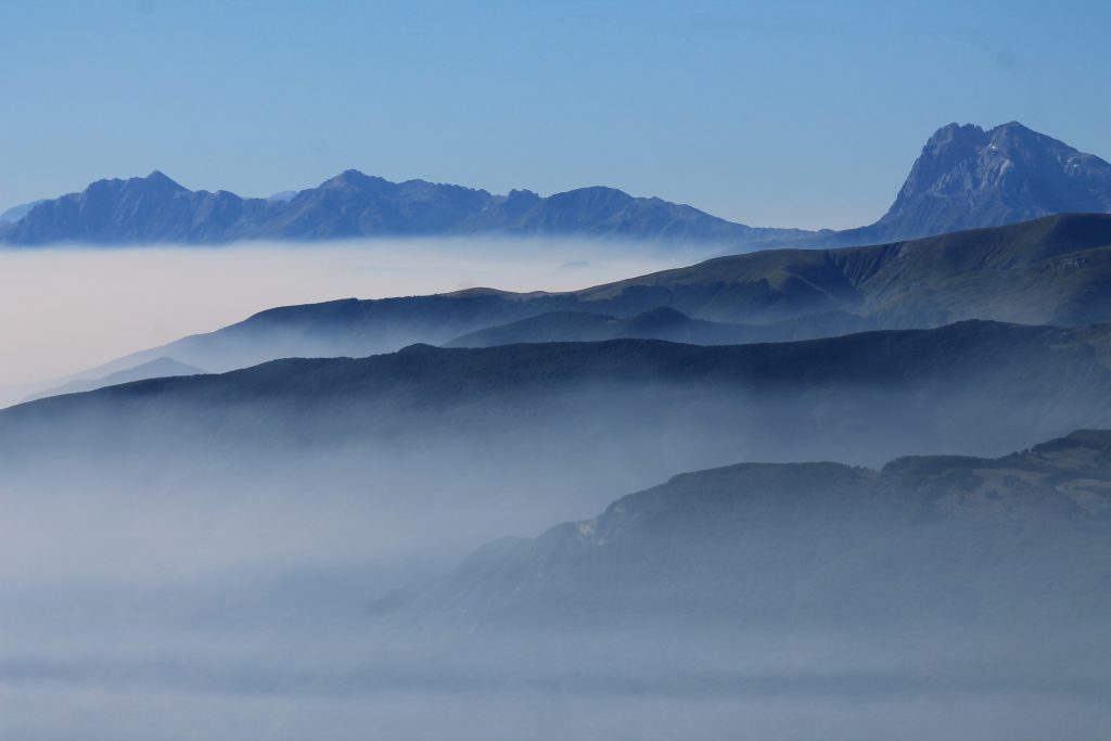 Questa immagine ha l'attributo alt vuoto; il nome del file è monte-vettore-reflex-luglio-2022-032-1024x683.jpg